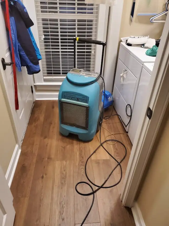 Commercial dehumidifier deployed for Crawl Space Restoration in Sandy